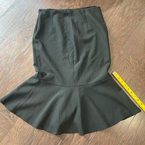 Zara Women’s Black Polyester Blend Mermaid Cut Midi Skirt Size Large Business